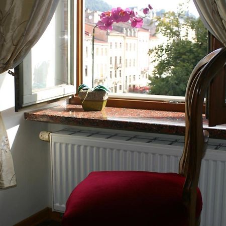 Apartment On Rynok Square Лвив Екстериор снимка